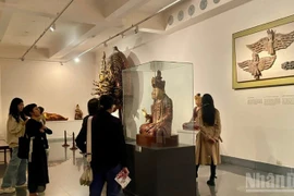 “Noche en el Museo” es una experiencia reservada a los hanoyenses y a quienes visitan la capital vietnamita. (Foto: Nhan Dan)