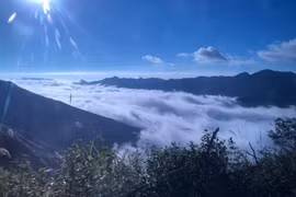 Ta Xua, en la provincia de Son La, es considerada una de las mejores zonas para observar nubes en el norte de Vietnam. (Foto: VNA)