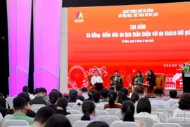 Los invitados comparten información sobre nuevos productos turísticos dirigidos al mercado musulmán. (Foto: Anh Dao)