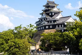 El Castillo de Okayama en Japón, uno de los destinos que atrae a los turistas vietnamitas. (Foto: VNA)