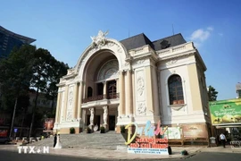El Teatro de la Ciudad, con su clásica arquitectura francesa, es considerado uno de los teatros más grandes y bellos del Sudeste Asiático. (Foto: VNA)