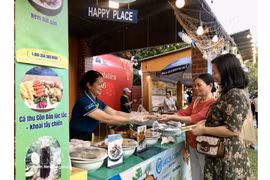 El pabellón de la isla de Con Dao atrae a visitantes. (Foto: VNA)