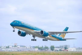 Vietnam Airlines ha modificado sus rutas entre Vietnam y Europa para evitar el espacio aéreo afectado por los conflictos en Medio Oriente. (Foto: VNA)