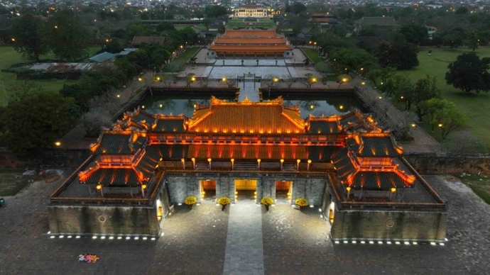 En 2025, la ciudad de Hue recibió a más de 6,3 millones de visitantes turísticos. (Foto: VNA)