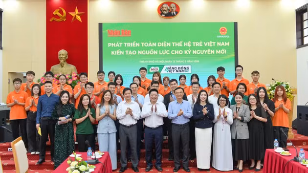 [Foto] Seminario ‘Desarrollo integral de la juventud vietnamita: creación de recursos humanos para la nueva era’