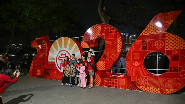 Hanoyenses dan la bienvenida al Año Nuevo Lunar 2026