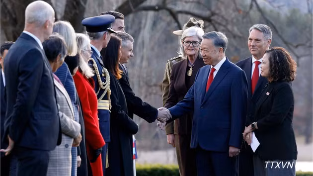 [Foto] Ceremonia de bienvenida al máximo dirigente de Vietnam en visita de Estado a Australia