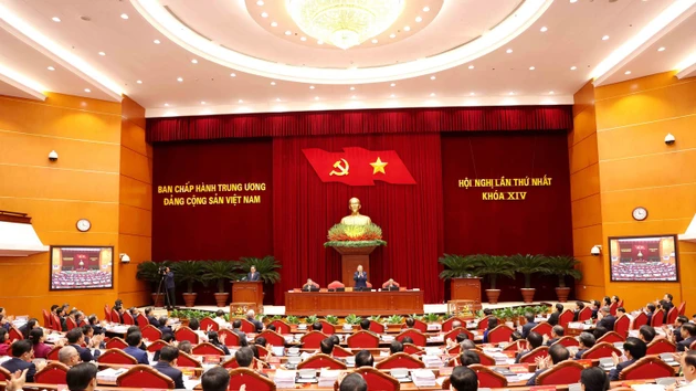 [Foto] Primera sesión plenaria del Comité Central del PCV del XIV mandato