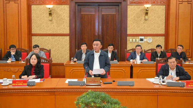 [Foto] Reunión sobre tareas de comunicación del XIV Congreso Nacional del Partido Comunista de Vietnam