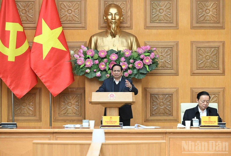 El primer ministro de Vietnam, Pham Minh Chinh, habla en la cita (Foto: Nhan Dan)