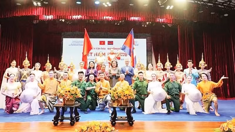 Uno de los espectáculos de la Semana Cultural de Vietnam en Camboya 2026. (Foto: Ministerio de Cultura, Deportes y Turismo)