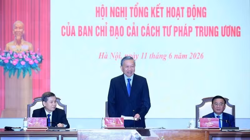 El secretario general del Partido Comunista y presidente de Vietnam, To Lam, en la reunión. (Foto: Nhan Dan)