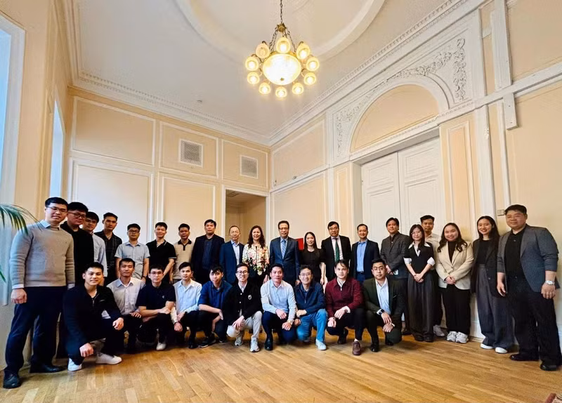 Delegados en el evento (Foto: baoquocte.vn)