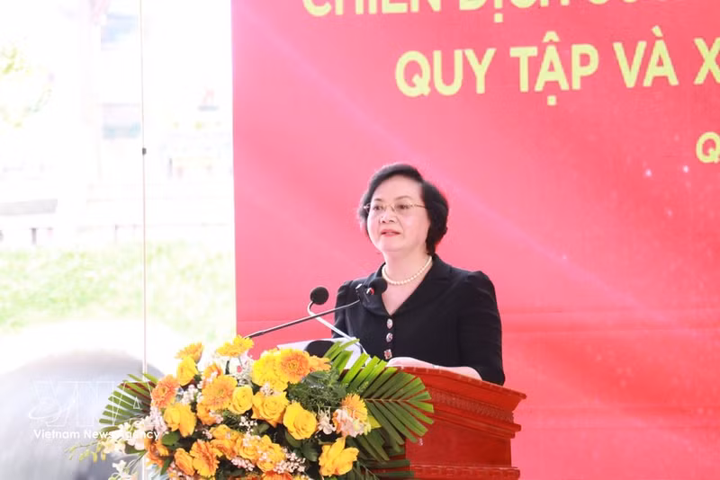 La viceprimera ministra Pham Thi Thanh Tra en la ceremonia de lanzamiento de la campaña en la Ciudadela de Quang Tri. (Foto: VNA)