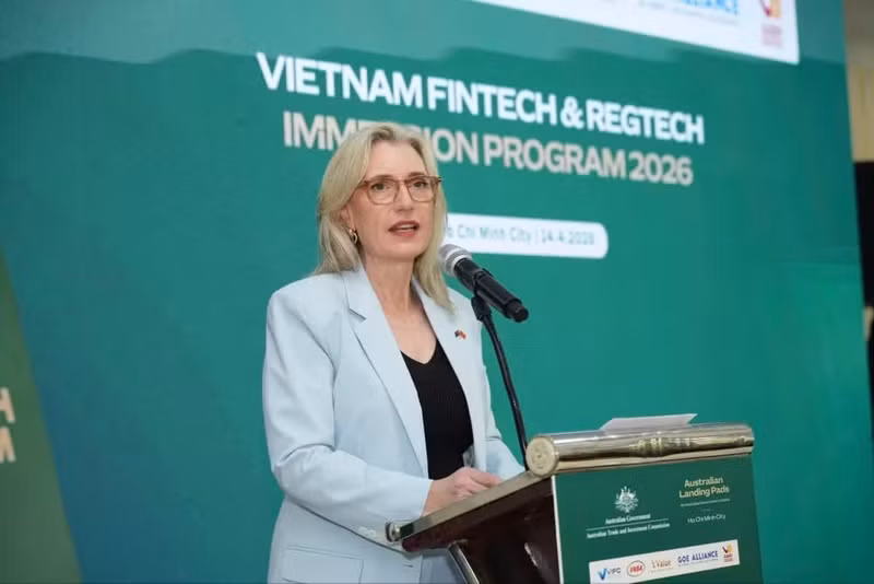 La consejera comercial y de inversión principal del gobierno de Australia en Vietnam, Emma McDonald, interviene en el evento. (Foto: Comité Organizador)