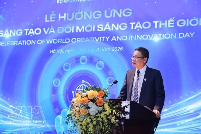 El viceministro vietnamita de Ciencia y Tecnología Le Xuan Dinh pronuncia el discurso de apertura. (Foto: VNA)