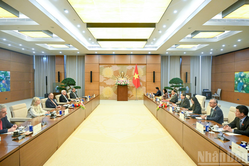 Escena del evento (Foto: Nhan Dan)