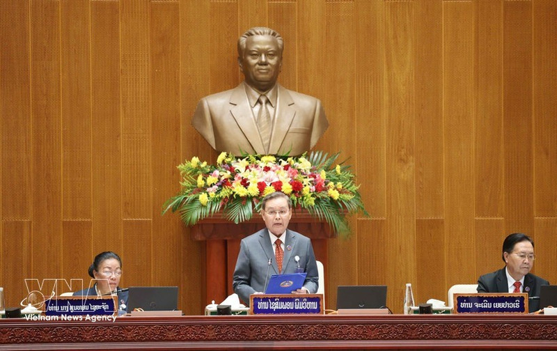 La Asamblea Nacional de Laos elige a principales dirigentes del país (Foto: VNA)