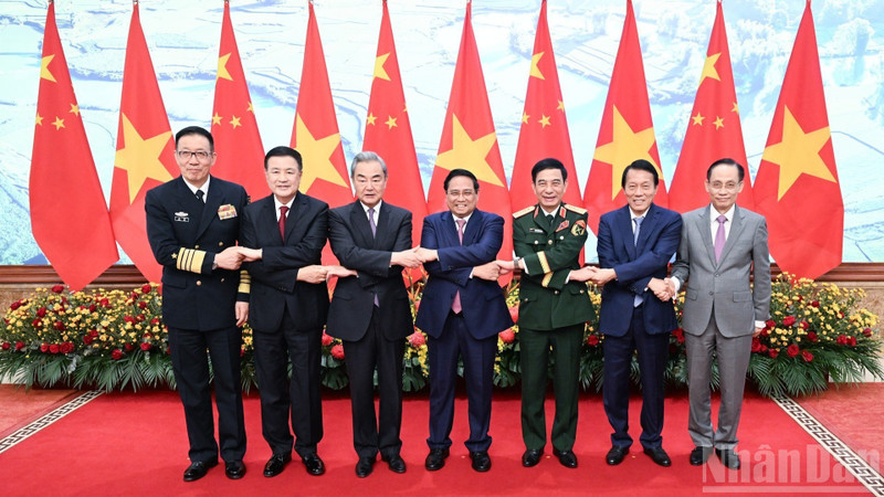 [Foto] Premier vietnamita recibe a ministros de Relaciones Exteriores, Defensa y Seguridad Pública de China