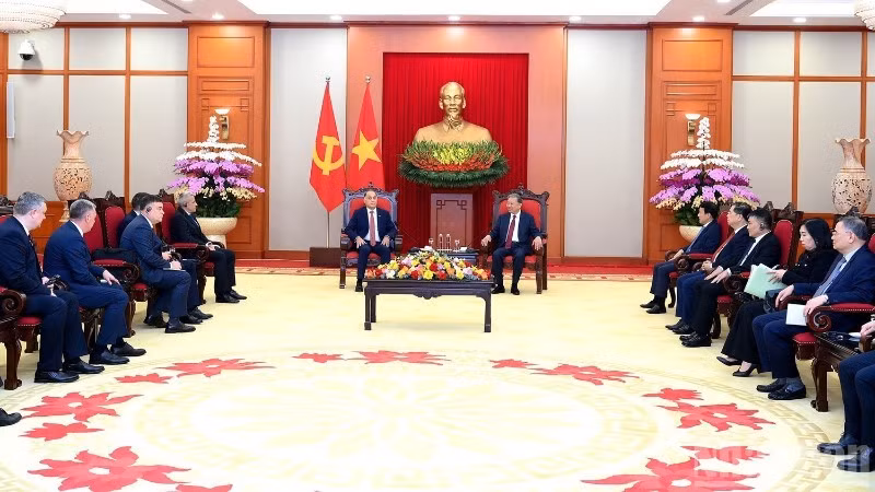 Escena del evento (Foto: Nhan Dan)