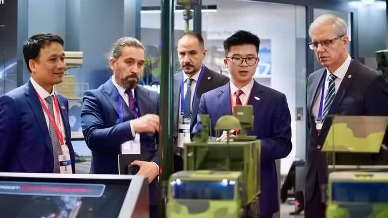 La Viettel High Tech participa en la Exposición Internacional de Industria de Defensa y Aeroespacial SAHA 2026, presentando 73 productos de alta tecnología en ocho áreas clave (Foto: Viettel)