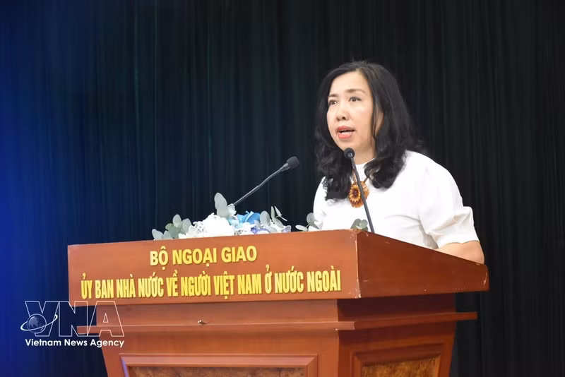 La vicecanciller Le Thi Thu Hang habla en la cita (Foto: VNA)