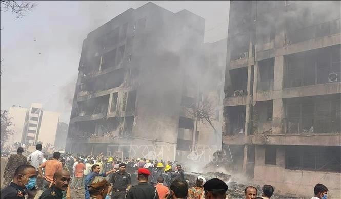 Escena del accidente aéreo en Gujarat. (Foto: VNA)