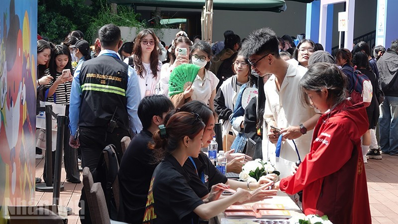 Muchos jóvenes participan en las actividades de la Fiesta. (Foto: Manh Hao)
