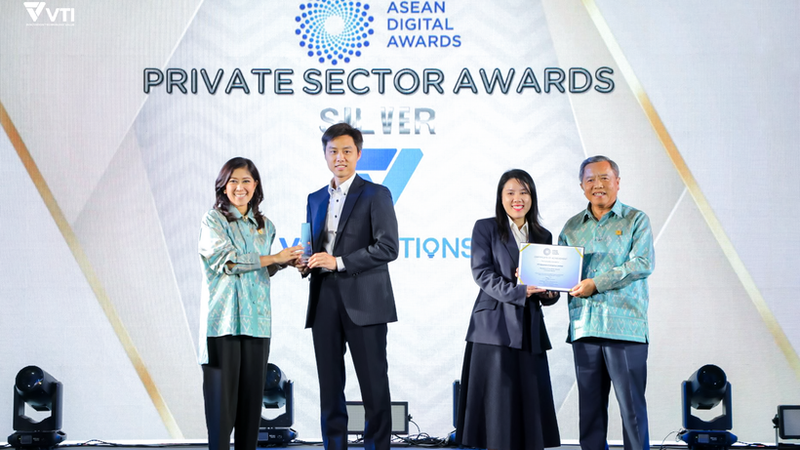 El producto de una empresa vietnamita gana el premio de plata en la ronda final de los Premios Digitales de la Asean, celebrada en enero de 2025 en Tailandia. (Foto: Comité Organizador)