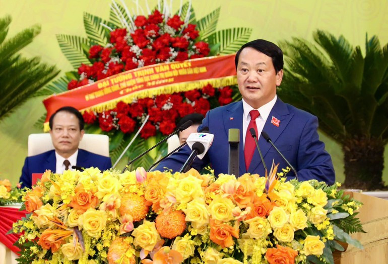 El secretario del Comité partidista de Tuyen Quang, Hau A Lenh, interviene en el vento. (Foto: Nhan Dan)
