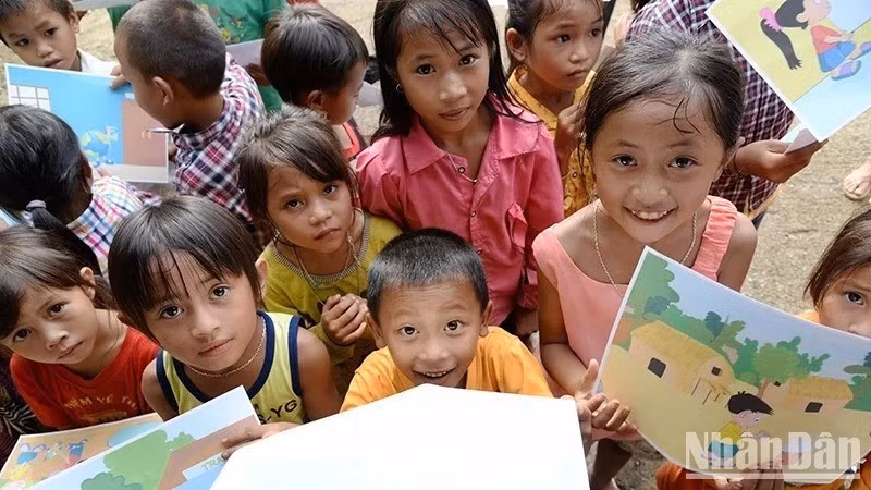 Niños en la escuela de Hat Khoang, comuna de Muong Mun, distrito de Tuan Giao, provincia vietnamita de Dien Bien. (Foto: Thuy Nguyen)
