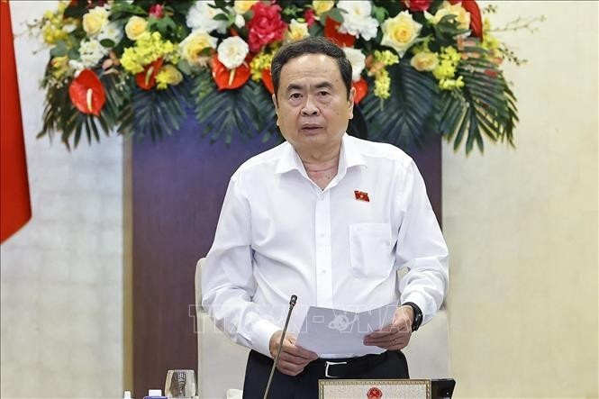 El presidente de la Asamblea Nacional de Vietnam, Tran Thanh Man, habla en la sesión. (Foto: VNA)