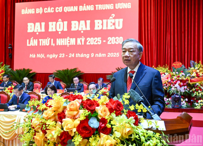 El secretario general del Partido Comunista de Vietnam, To Lam, insta a las organizaciones partidistas de los órganos centrales a servir como el “Estado Mayor Estratégico” del Partido. (Foto: Nhan Dan)