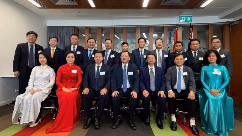 La delegación visita la Universidad Tecnológica de Sídney, Australia.