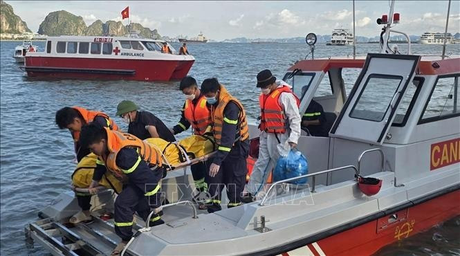 El cuerpo de la víctima fue trasladado al Hospital Bai Chay para su identificación. (Foto: VNA)
