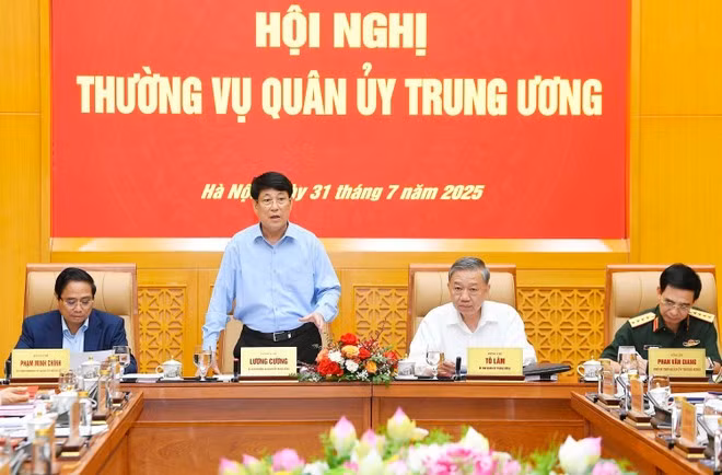 El presidente Luong Cuong habla en la reunión. (Foto: VNA)