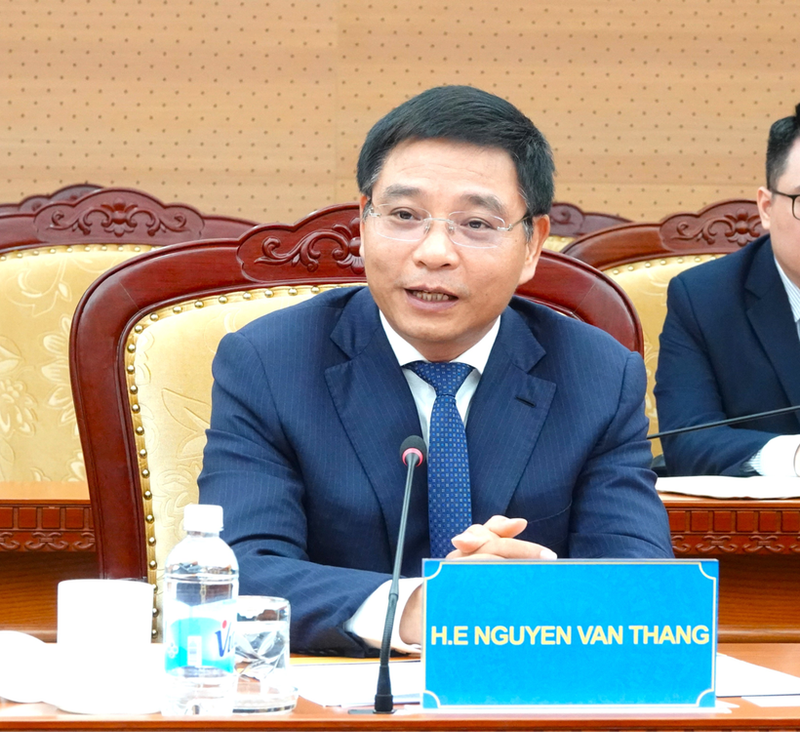 El ministro de Finanzas, Nguyen Van Thang, habla en el evento. (Foto: Ministerio de Finanzas)
