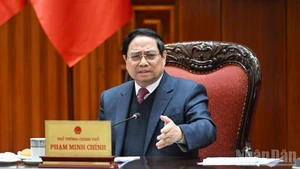 El primer ministro de Vietnam, Pham Minh Chinh, destaca importancia estratégica de construcción de plantas de energía nuclear. (Foto: VNA)