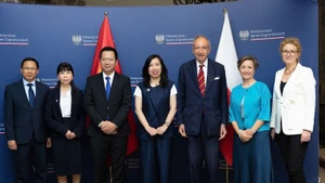 Funcionarios participantes en la cita (Foto: Ministerio de Relaciones Exteriores)