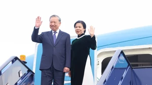 El secretario general del Partido Comunista de Vietnam, To Lam, y su esposa concluyen con éxito su visita oficial al Reino Unido.