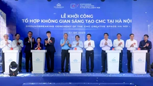 [Foto] Premier asiste a ceremonia de inicio de la construcción del Espacio Creativo CMC de Hanói 