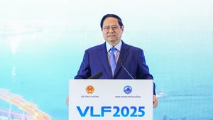El primer ministro de Vietnam, Pham Minh Chinh, habla en el evento. (Foto: VGP)