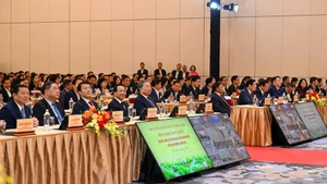 El secretario general del PCV, To Lam, asiste al evento. (Foto: qdnd.vn)