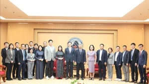 Participantes en el encuentro (Foto: baodanang.vn)