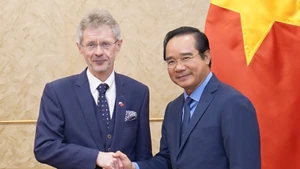 El presidente del Comité Popular de Ciudad Ho Chi Minh, Nguyen Van Duoc (derecha), se reúne con el titular del Senado de la República Checa, Milos Vystrcil. (Foto: nld.com.vn)