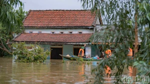 Más de 22 mil personas evacuadas por las inundaciones en el centro de Vietnam (Foto: Nhan Dan)