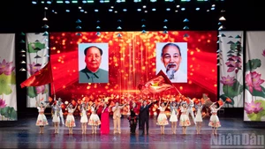 Clausuran Año de Intercambio Humanístico Vietnam-China 2025