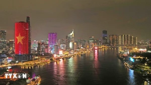 La noche en Ciudad Ho Chi Minh (Foto: VNA)