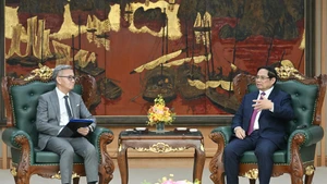 [Foto] Premier vietnamita recibe al canciller de Laos