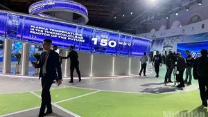 Stands en la Semana Energética Rusa. (Foto: Thuy Van)